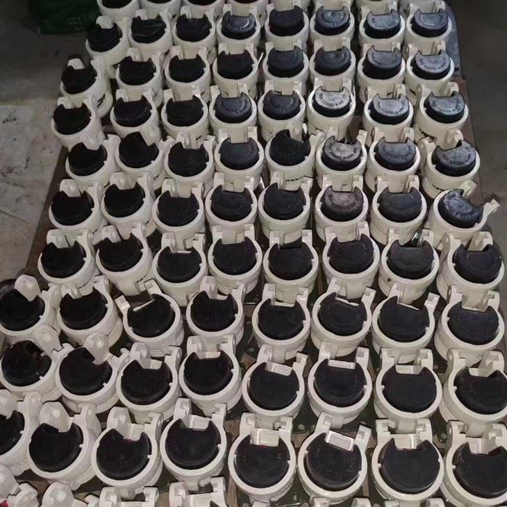 casters for Electrical work station